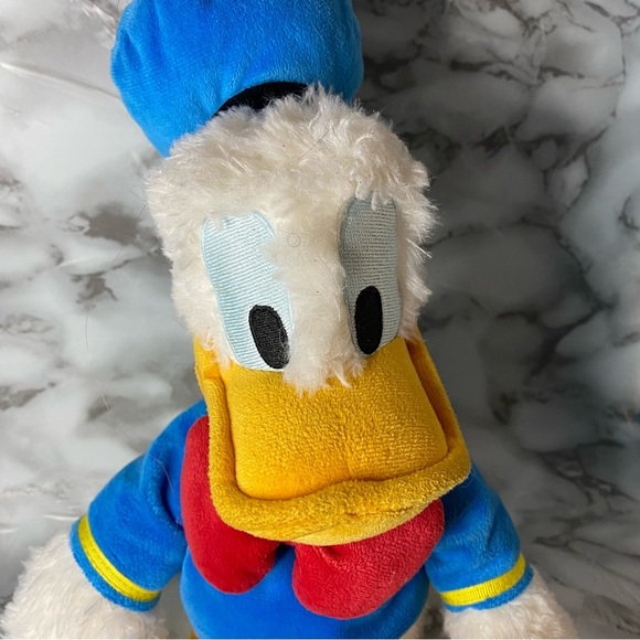 Disney Parks Donald Duck 16” Plush Fuzzy Stuffed Animal Toy Disneyland Authentic - Picture 2 of 7